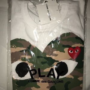 COMME DES GARÇON RARE Play T-Shirt Camo Big Heart